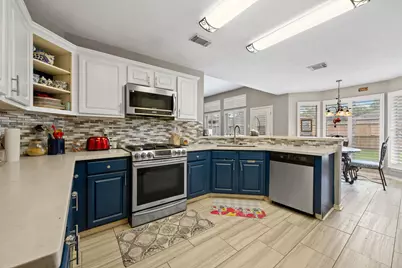 1122 Glenmeadows Drive, La Porte, TX 77571 - Photo 15