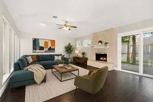 9232 Vickijohn Dr, Houston, TX 77031 - Photo 3