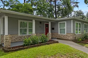 3715 Bayou Cir, Dickinson, TX 77539 - Photo 9