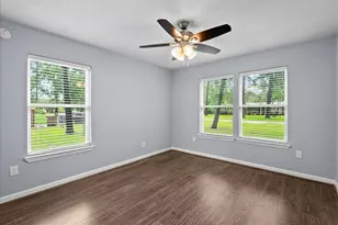 3715 Bayou Cir, Dickinson, TX 77539 - Photo 21