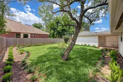 3807 Murworth Drive, Houston, TX 77025 - Photo 15