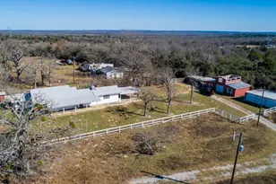 190 Private Road 408, Buffalo, TX 75831 - Photo 1