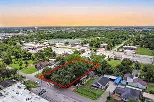 2818 Violet St, Pasadena, TX 77503 - Photo 1