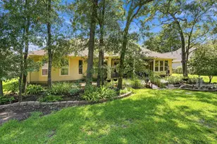 156 April Waters Dr W, Conroe, TX 77356 - Photo 35