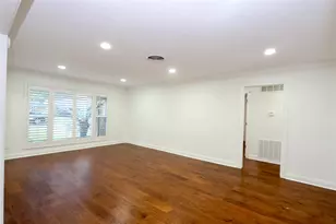 4839 McDermed Dr, Houston, TX 77035 - Photo 5
