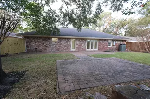 4839 McDermed Dr, Houston, TX 77035 - Photo 21