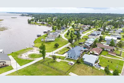 467 Laurel Cove W, Onalaska, TX 77360 - Photo 3