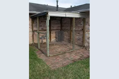 4826 Redfish Reef Drive, Bacliff, TX 77518 - Photo 27