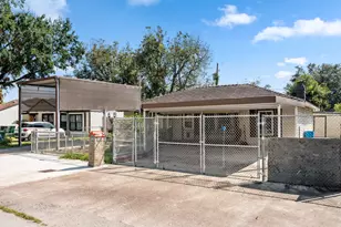 56 Wellford St, Houston, TX 77022 - Photo 3