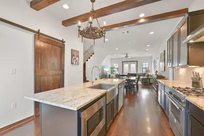 2601 Bevis Street #B, Houston, TX 77008 - Photo 9