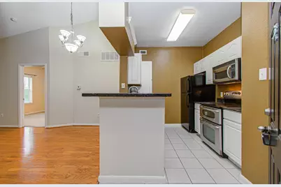 1330 Old Spanish Trail #5305, Houston, TX 77054 - Photo 7