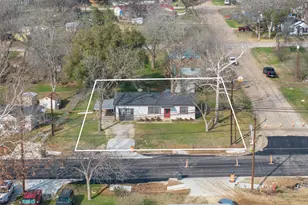 500 N Banks St, Caldwell, TX 77836 - Photo 25