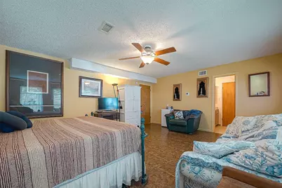 220 Hillcrest Drive, Coldspring, TX 77331 - Photo 15