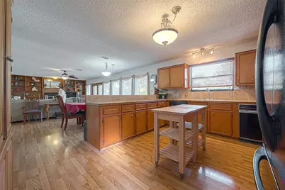 220 Hillcrest Drive, Coldspring, TX 77331 - Photo 21