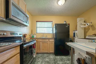 220 Hillcrest Drive, Coldspring, TX 77331 - Photo 9