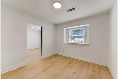 5946 Valkeith Drive, Houston, TX 77096 - Photo 19