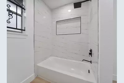 9811 Degas Lane, Houston, TX 77016 - Photo 17