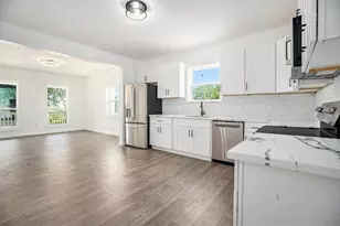 3207 Avenue M, Galveston, TX 77550 - Photo 11