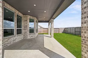 12246 Valencia Blvd, Mont Belvieu, TX 77523 - Photo 23