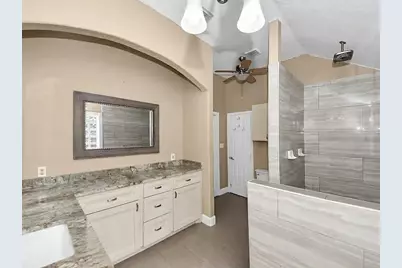 204 Audubon Woods Court, Richwood, TX 77531 - Photo 11