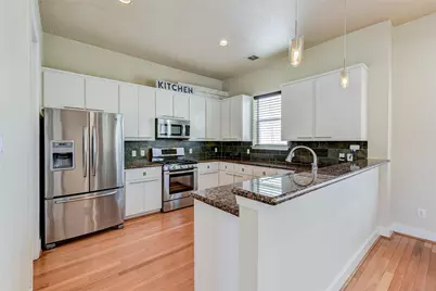 1902 Fletcher Street, Houston, TX 77009 - Photo 13