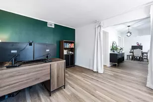 26715 Maplewood Dr, Oak Ridge North, TX 77386 - Photo 9