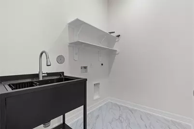 1720 Flintlock Court, Angleton, TX 77515 - Photo 23