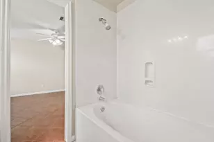 807 Sycamore Ridge Ln, Houston, TX 77073 - Photo 11