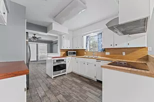 6122 Fuller St, Houston, TX 77084 - Photo 9