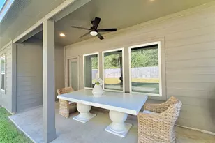 1057 Dancing Feather St, Montgomery, TX 77316 - Photo 25