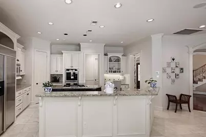 31 Midday Sun Place, The Woodlands, TX 77382 - Photo 11