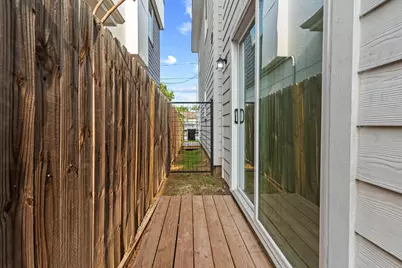 1515 Egypt Street, Houston, TX 77009 - Photo 23