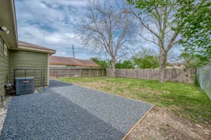 3505 Mt Pleasant St, Houston, TX 77021 - Photo 27