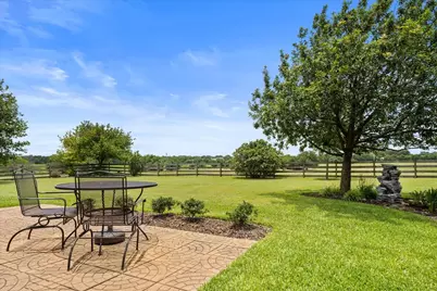 8233 Quebe Road, Brenham, TX 77833 - Photo 23