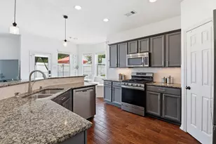 2861 Milano Ln, League City, TX 77573 - Photo 17