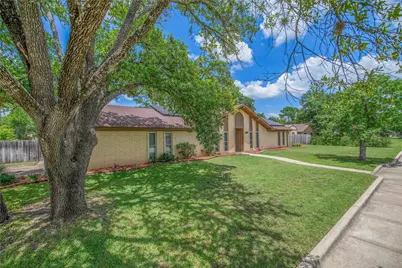 2401 Briar Oaks Drive, Bryan, TX 77802 - Photo 1