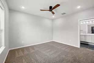 4719 Mallow St, Houston, TX 77033 - Photo 19