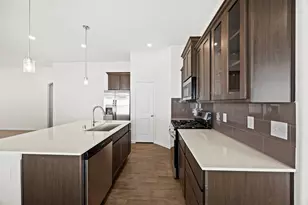 25062 Lindsey Ln, Magnolia, TX 77354 - Photo 5