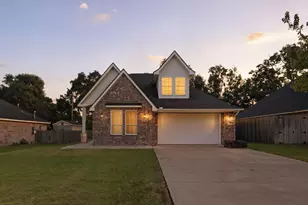 790 Bridgeview, Bridge City, TX 77611 - Photo 31