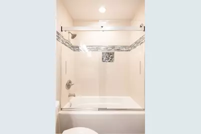 2750 Holly Hall Street #1608, Houston, TX 77054 - Photo 9