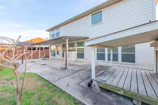 12522 E Nantucket Rd, Sugar Land, TX 77478 - Photo 5