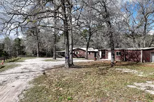 326 Thomas Ln, Trinity, TX 75862 - Photo 15