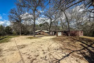 326 Thomas Ln, Trinity, TX 75862 - Photo 3