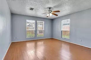 10919 Pigeonwood Dr, Houston, TX 77089 - Photo 19