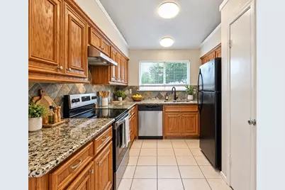 662 Fair Oak Drive, Stafford, TX 77477 - Photo 5