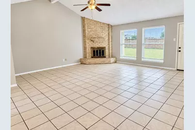 662 Fair Oak Drive, Stafford, TX 77477 - Photo 3