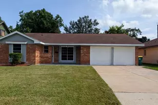 1853 El Mar Ln, Seabrook, TX 77586 - Photo 1