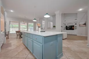 66 Marquise Oaks Pl, The Woodlands, TX 77382 - Photo 11