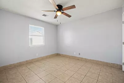 3005 Florida Street, Dickinson, TX 77539 - Photo 11