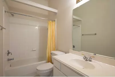 22 W Windsor Hills Circle, Conroe, TX 77384 - Photo 17